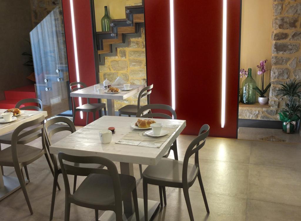 Notti O' Tunn Luxury Rooms In Centro Geraci Siculo Ngoại thất bức ảnh